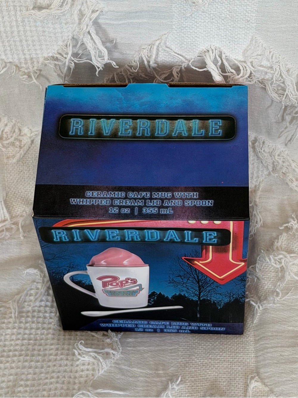 Riverdale Pop’s Chock’lit Shoppe Mug With Spoon - Picture 2 of 9